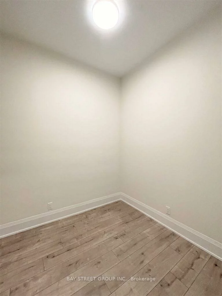 38, Water Walk, Unionville, Markham