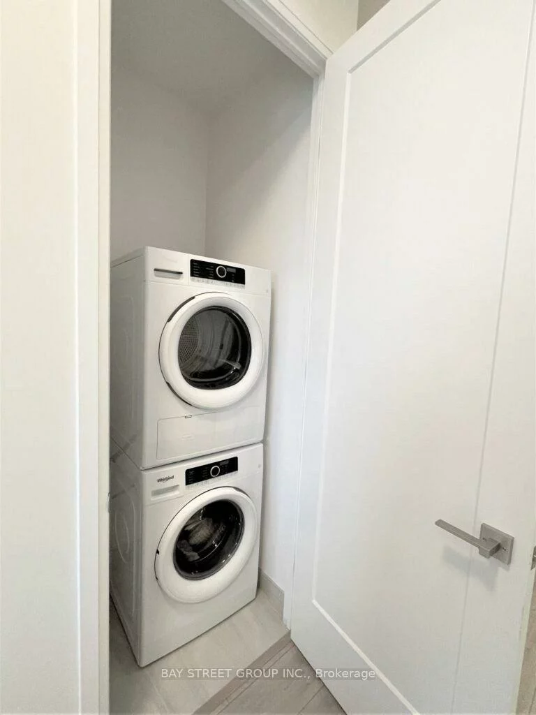 38, Water Walk, Unionville, Markham