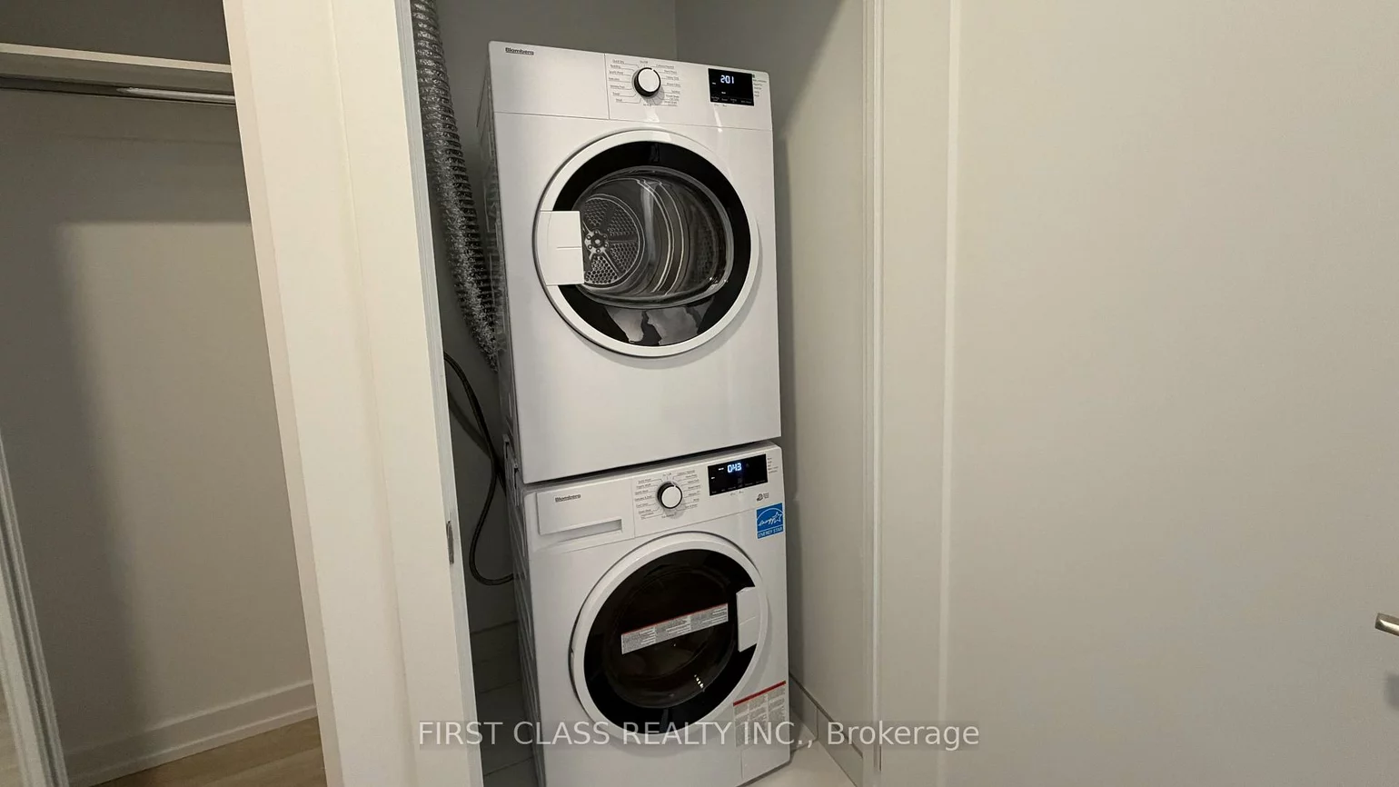 9763, Markham, Greensborough, Markham