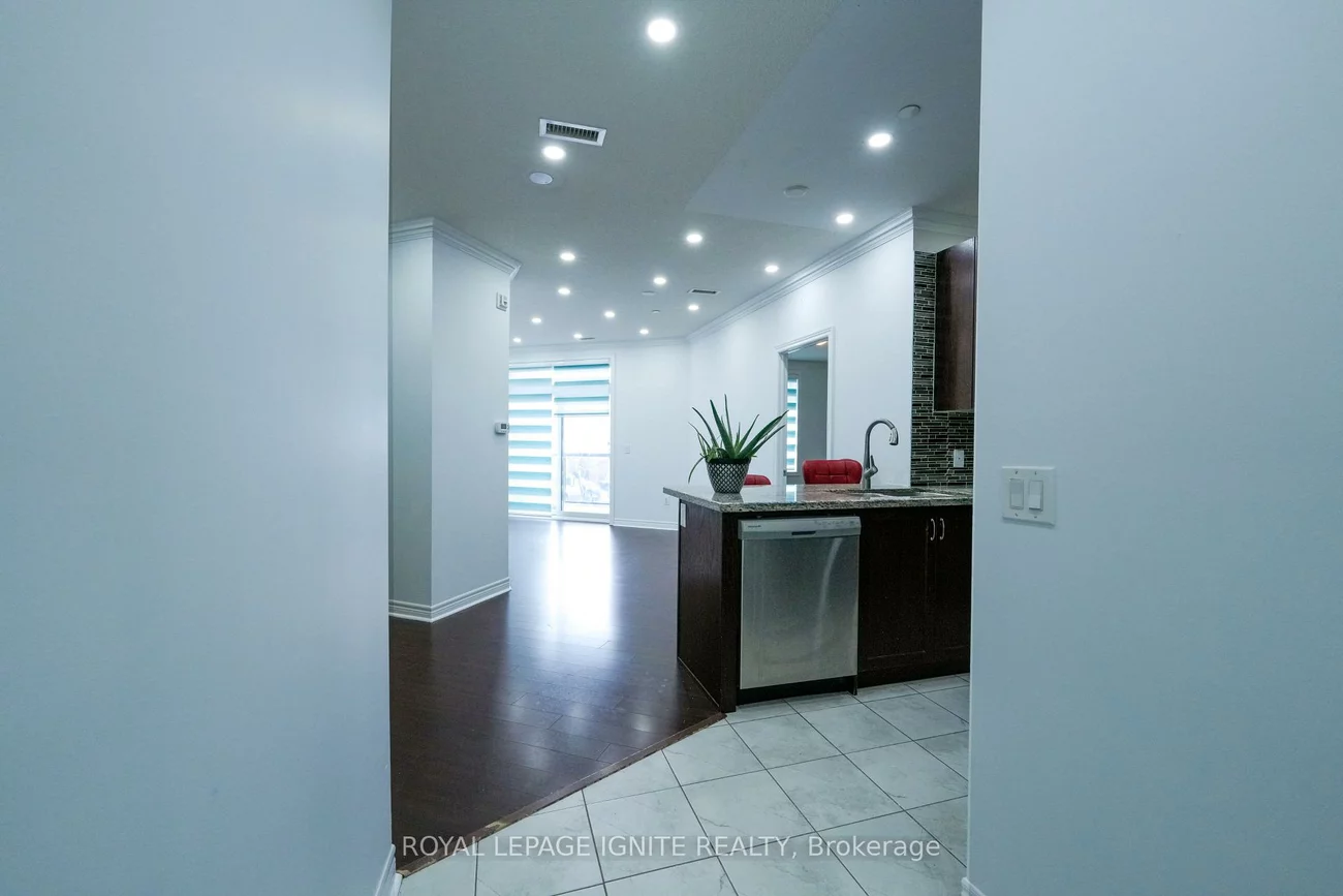 39, New Delhi, Cedarwood, Markham