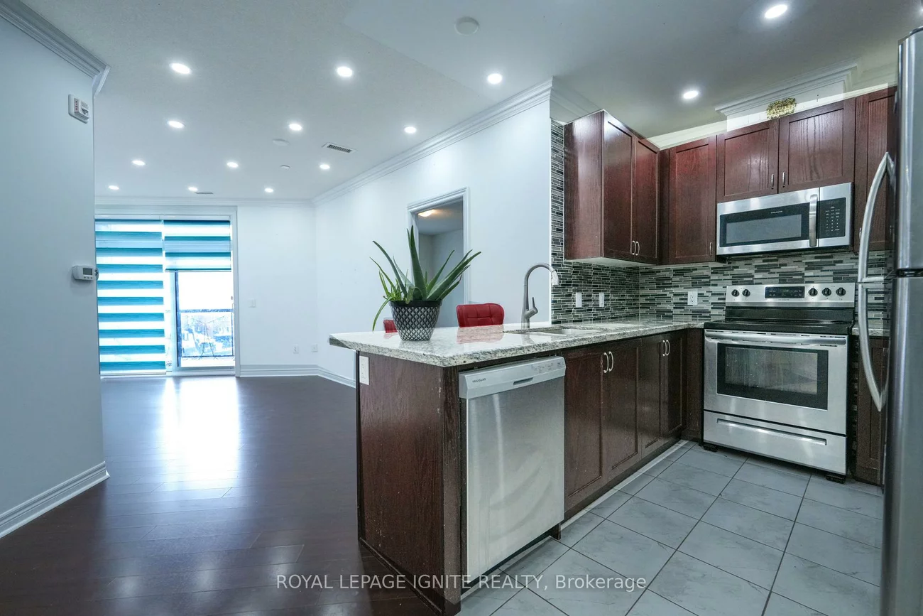 39, New Delhi, Cedarwood, Markham