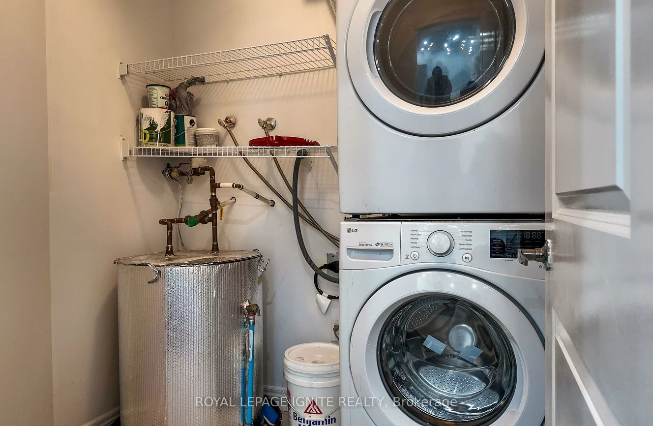 39, New Delhi, Cedarwood, Markham