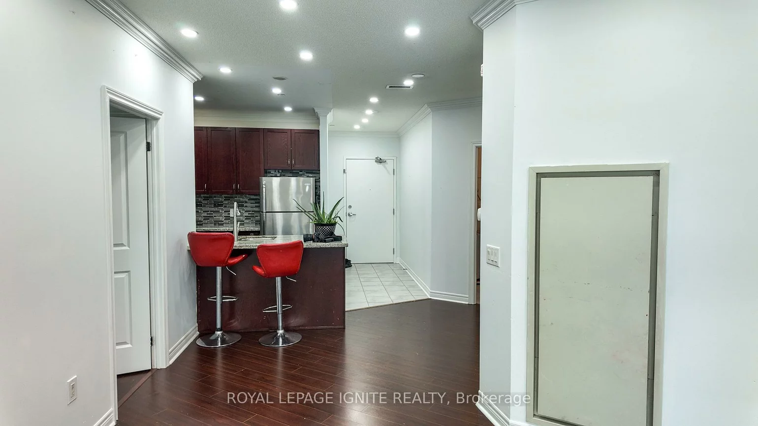 39, New Delhi, Cedarwood, Markham