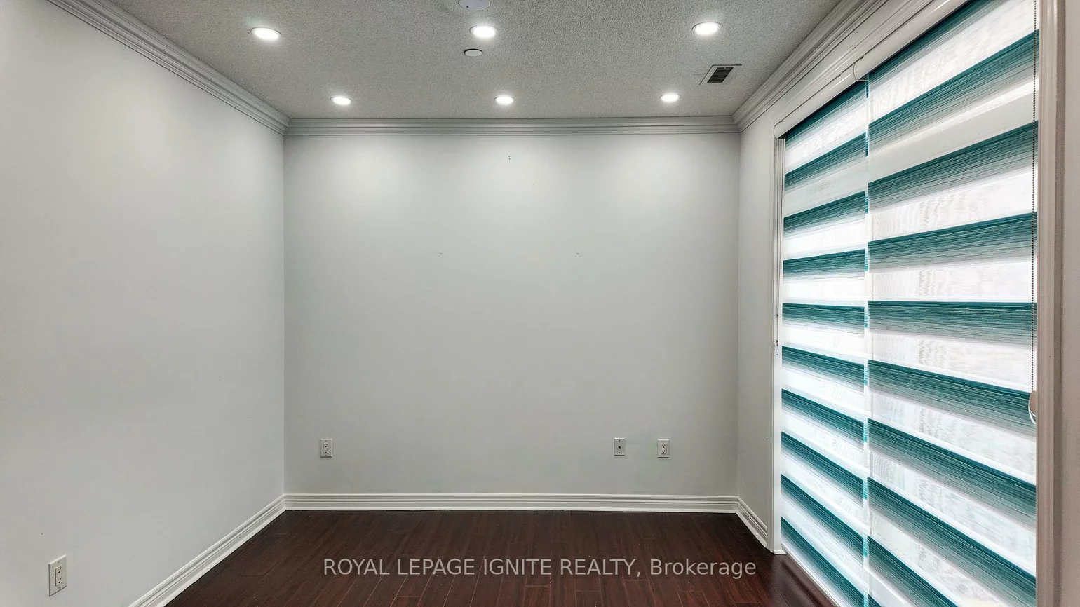 39, New Delhi, Cedarwood, Markham