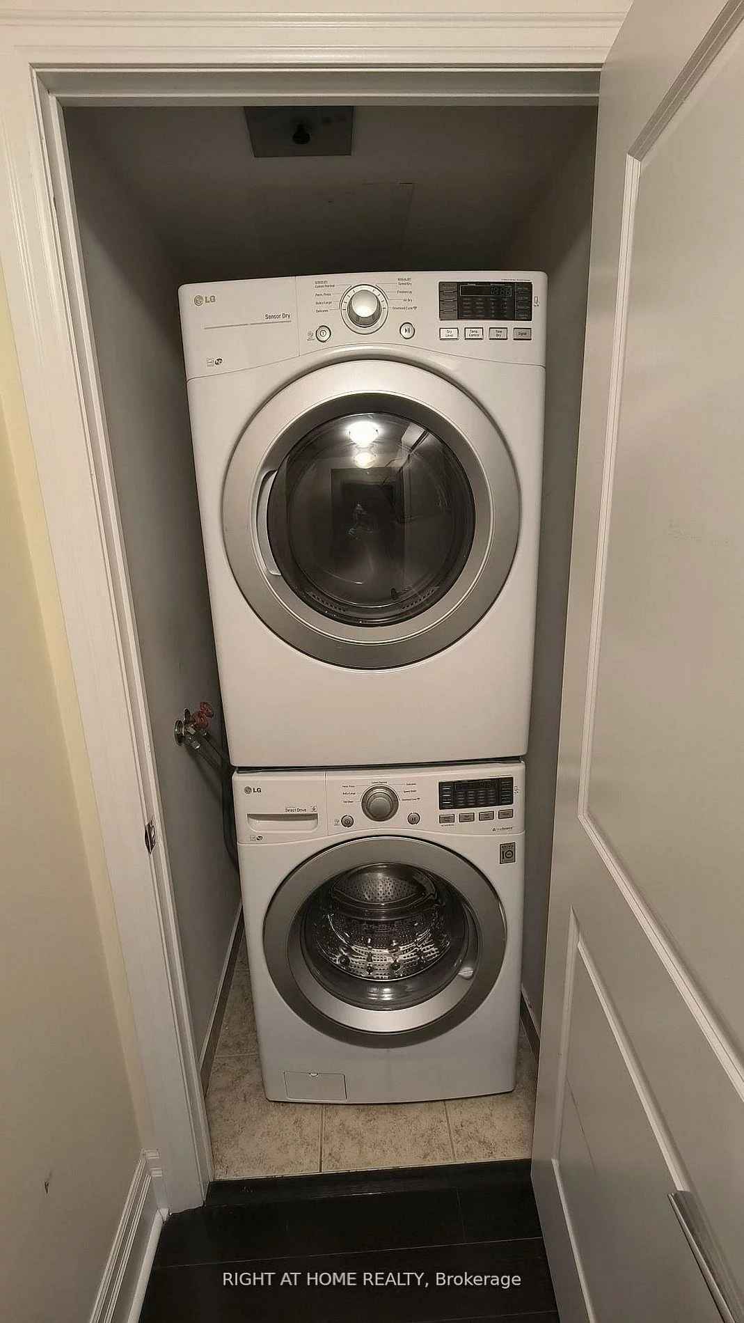 131, Upper Duke, Unionville, Markham