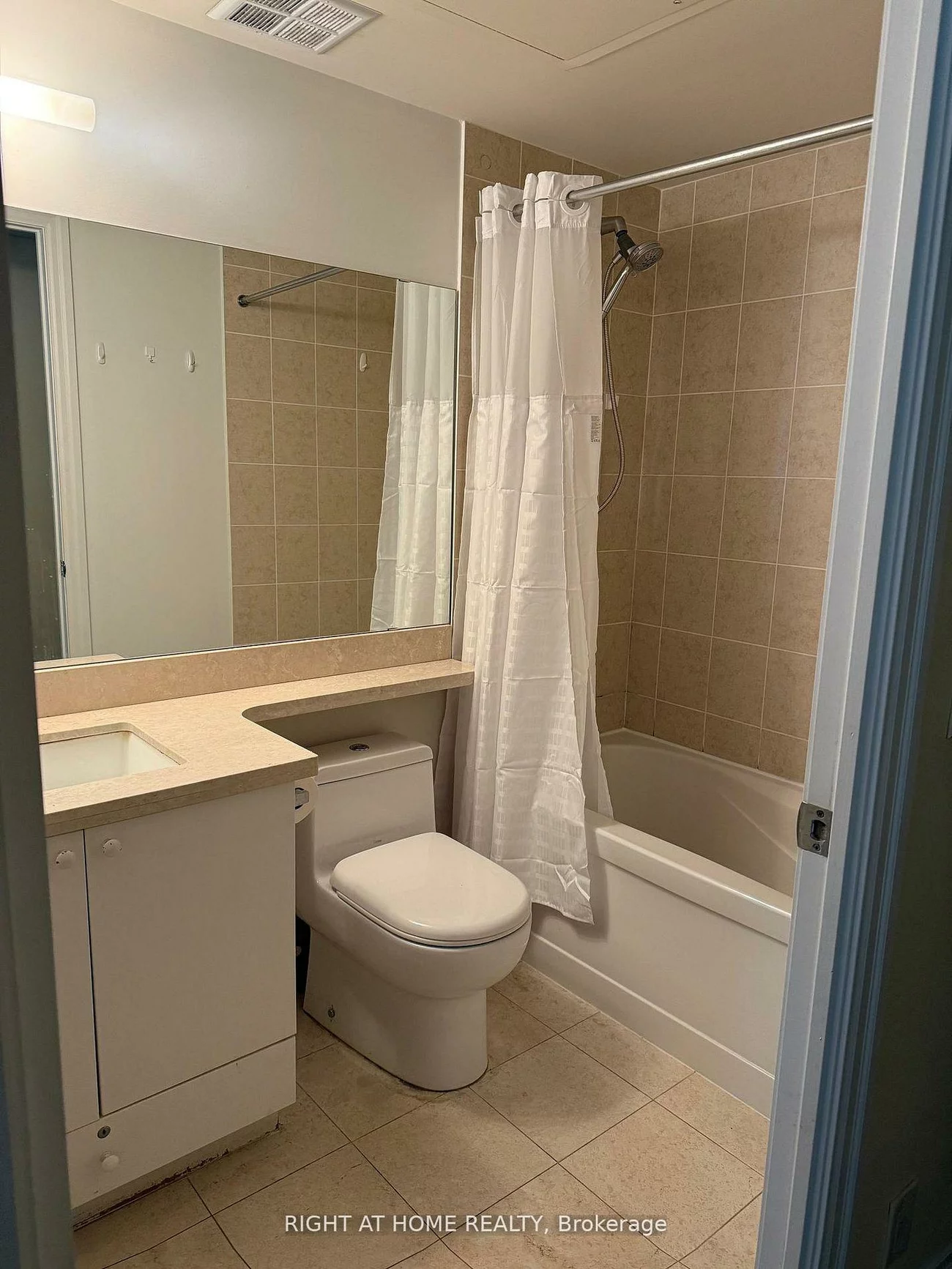 131, Upper Duke, Unionville, Markham