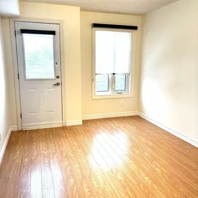 88, Old Kennedy, Milliken Mills East, Markham