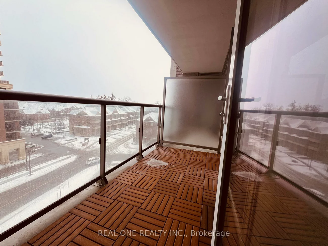 9560, Markham, Wismer, Markham