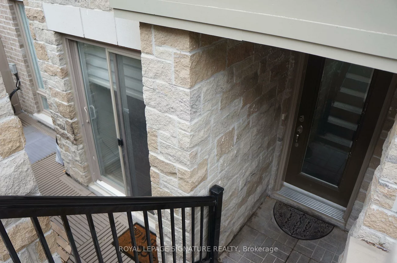 10, Dunsheath, Cornell, Markham