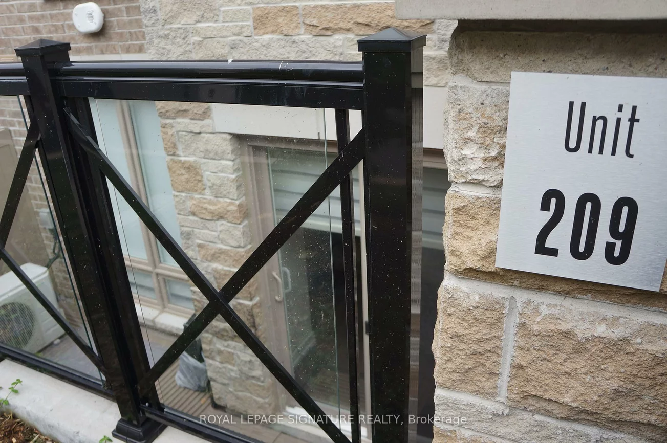 10, Dunsheath, Cornell, Markham