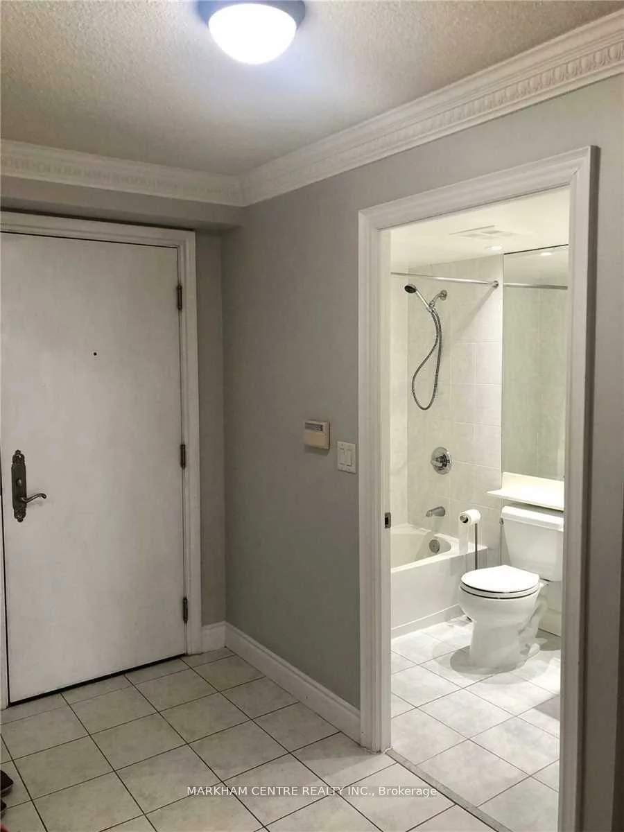 51, Saddlecreek, Commerce Valley, Markham