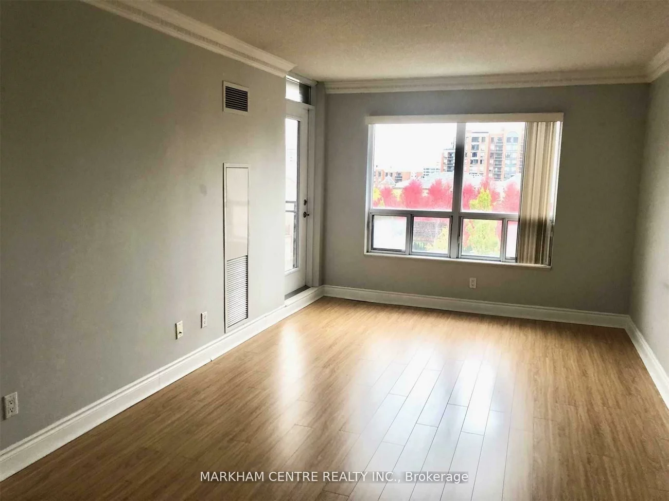 51, Saddlecreek, Commerce Valley, Markham