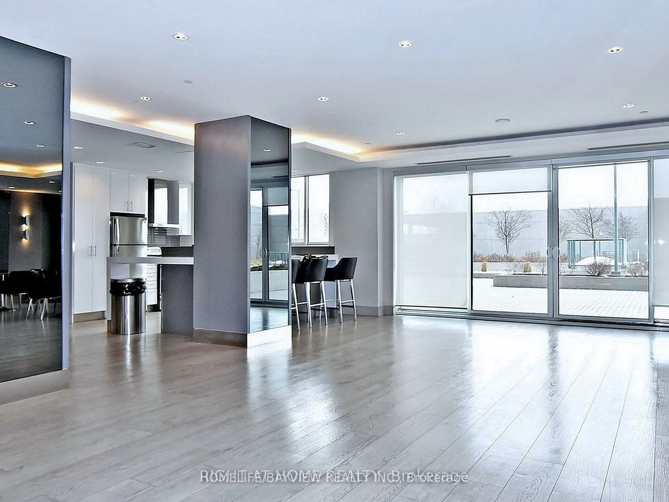 7165, Yonge, Thornhill, Markham