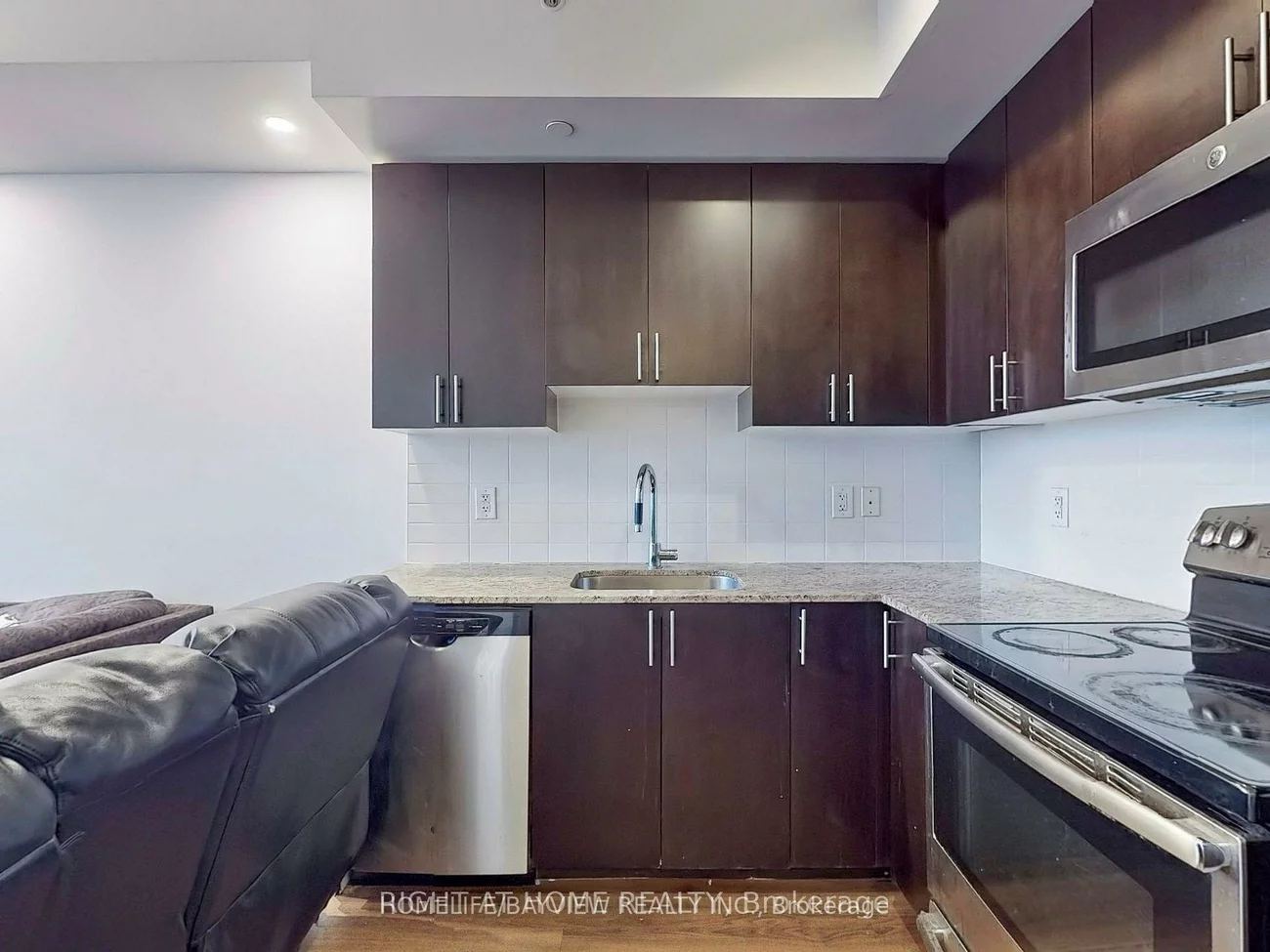 7165, Yonge, Thornhill, Markham