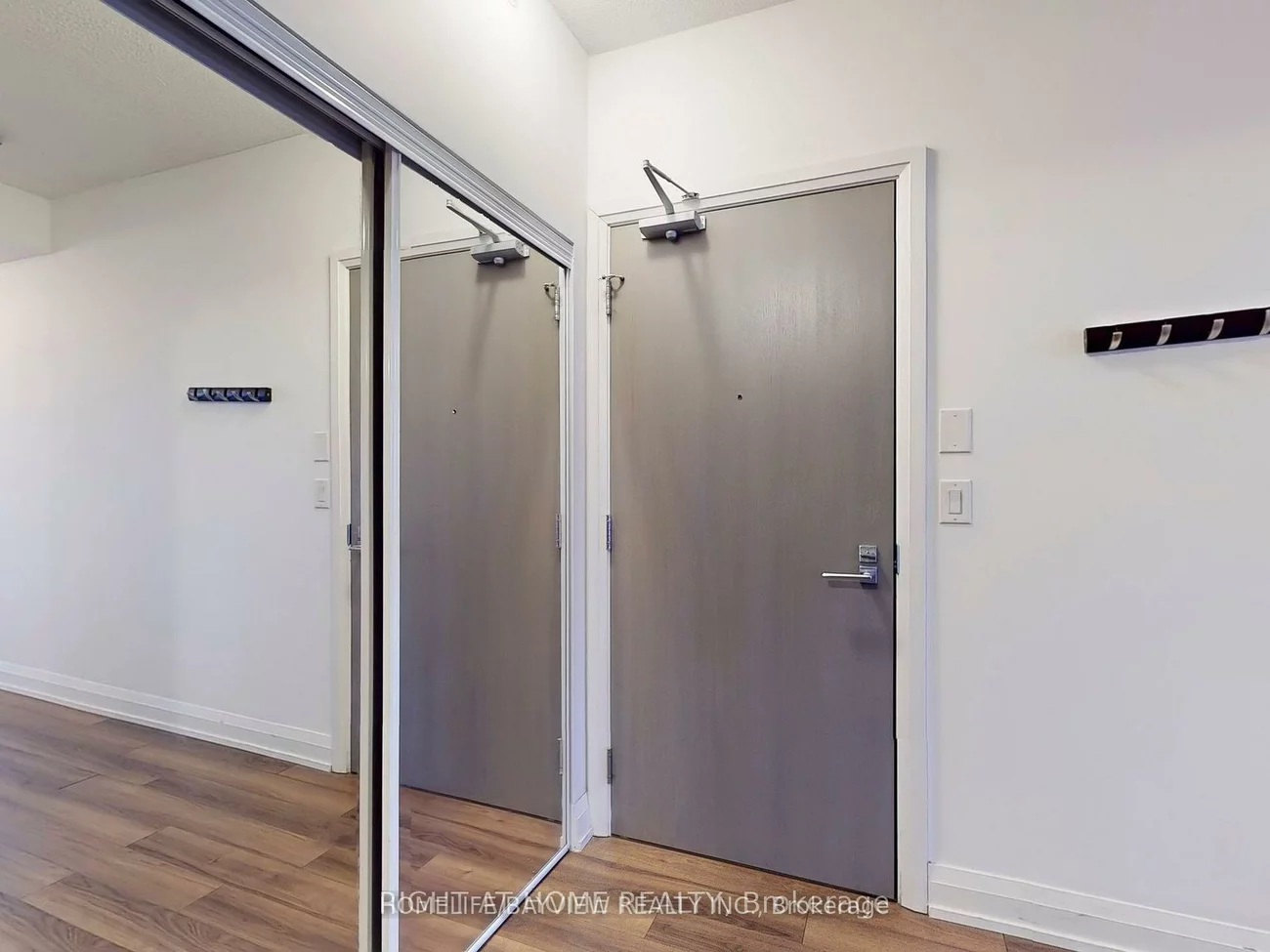 7165, Yonge, Thornhill, Markham