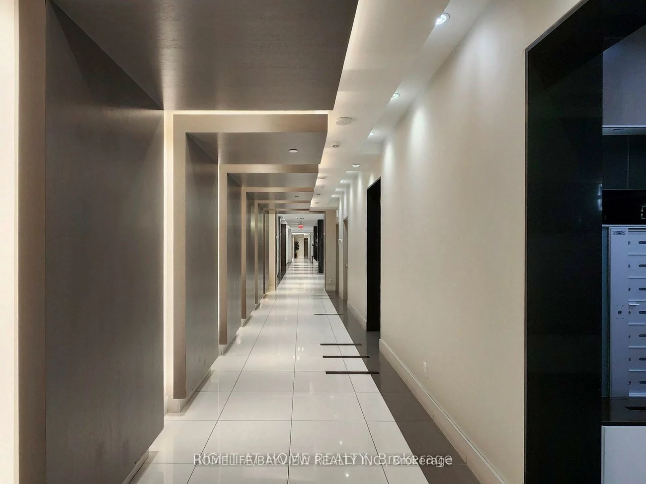 7165, Yonge, Thornhill, Markham