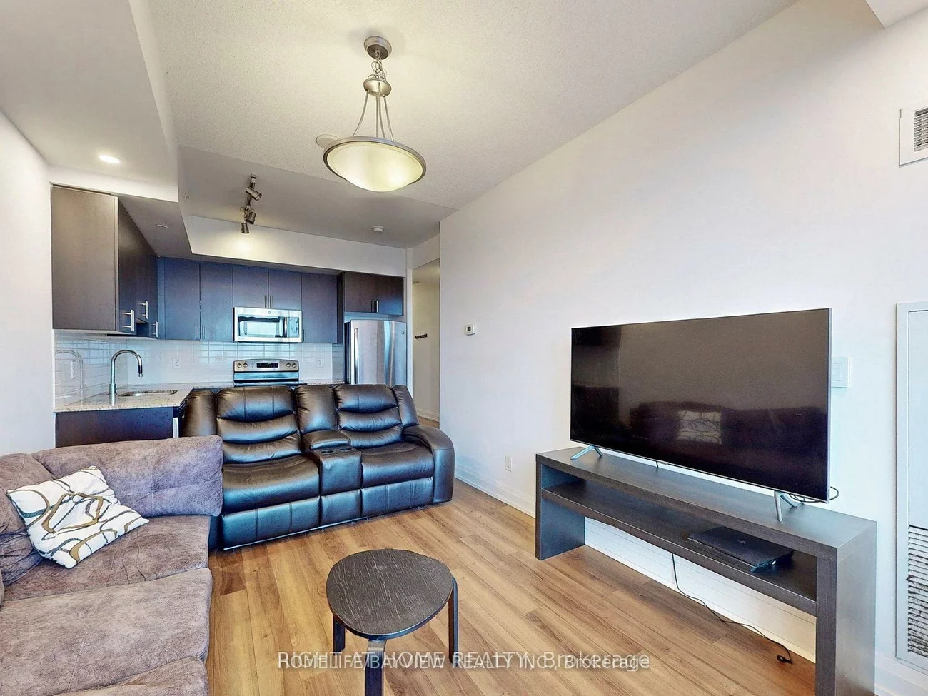 7165, Yonge, Thornhill, Markham