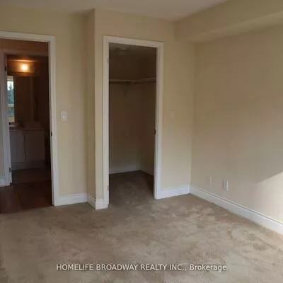 75, South Town Centre, Unionville, Markham