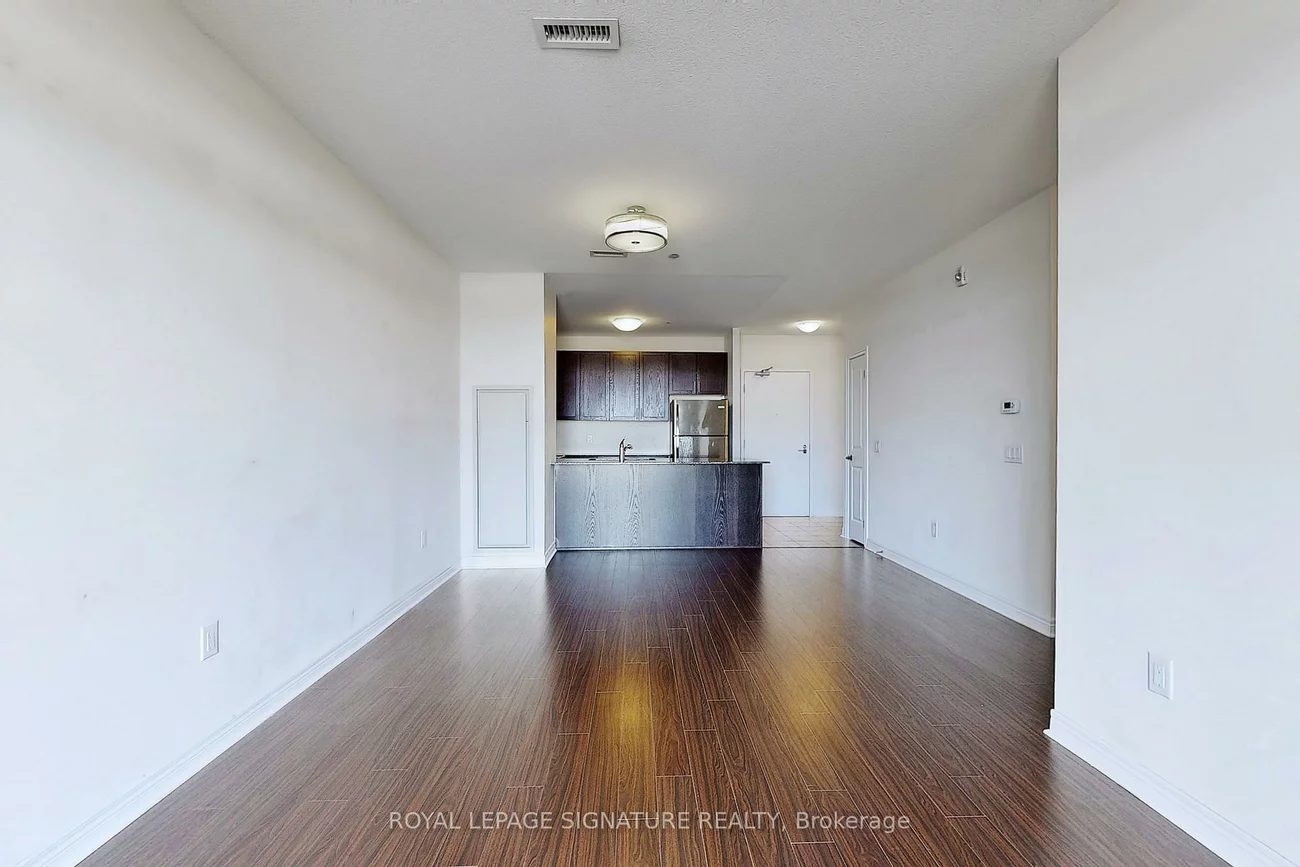 7325, Markham, Cedarwood, Markham