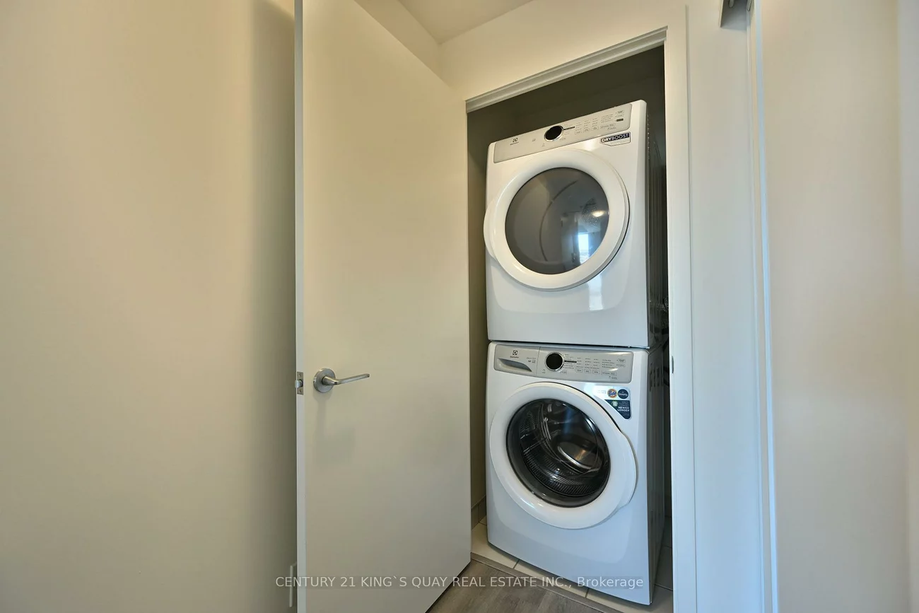 56, Andre De Grasse, Unionville, Markham