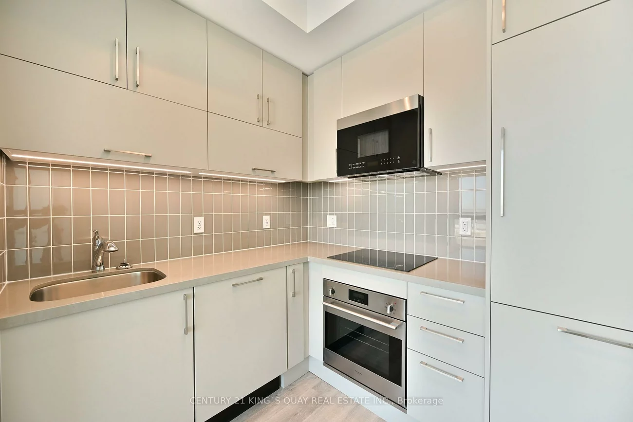 56, Andre De Grasse, Unionville, Markham