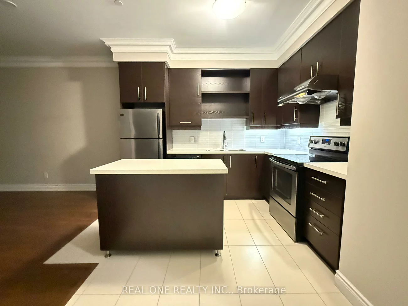 325, South Park, Commerce Valley, Markham