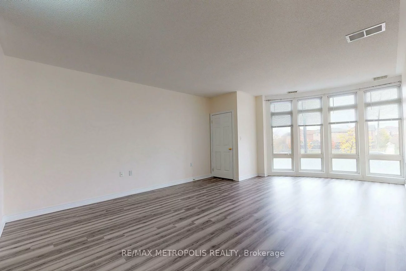 7340, Markham, Middlefield, Markham