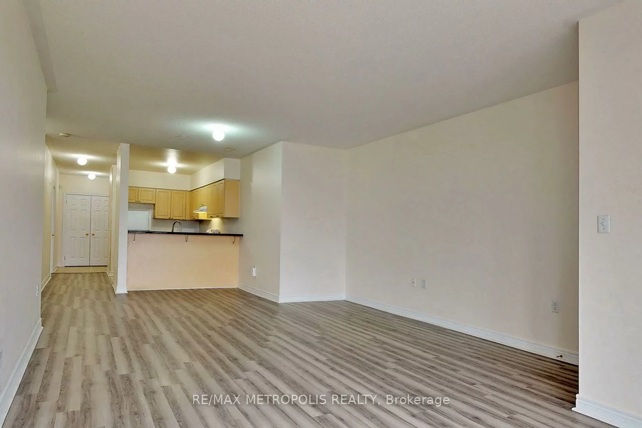 7340, Markham, Middlefield, Markham