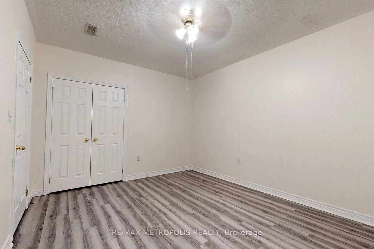 7340, Markham, Middlefield, Markham