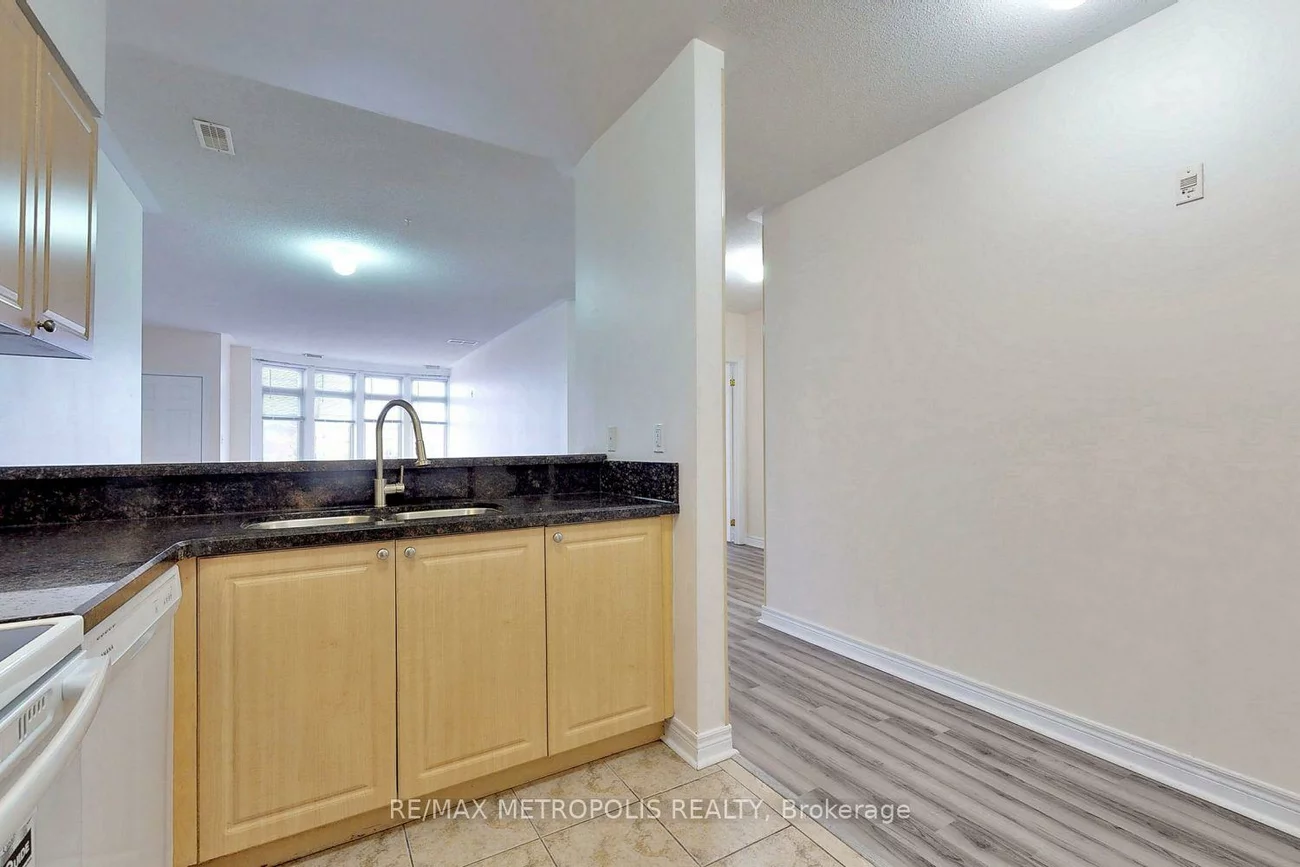 7340, Markham, Middlefield, Markham