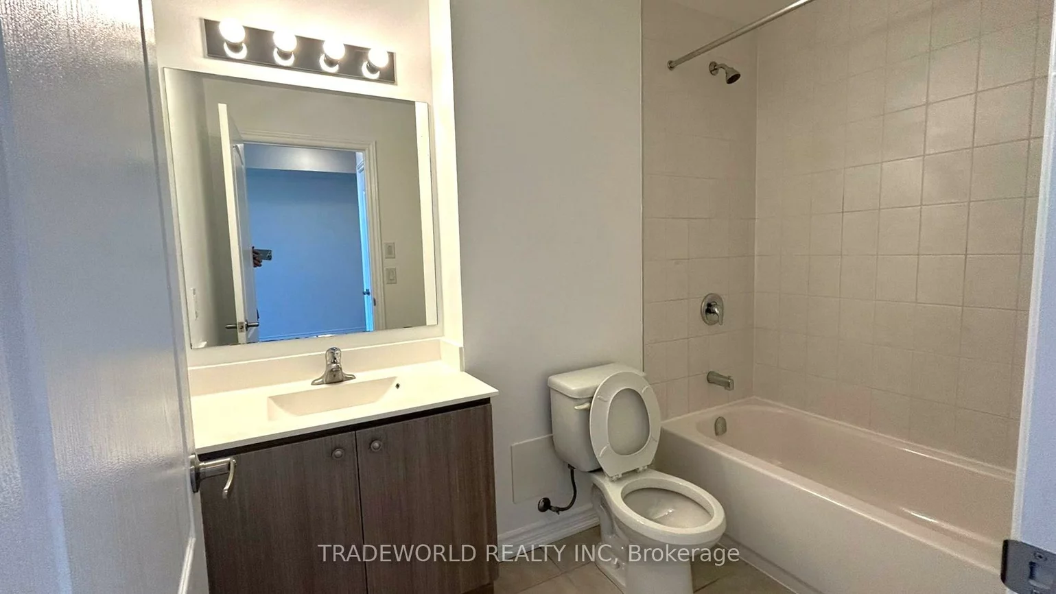 8323, Kennedy, Village Green-South Unionville, Markham