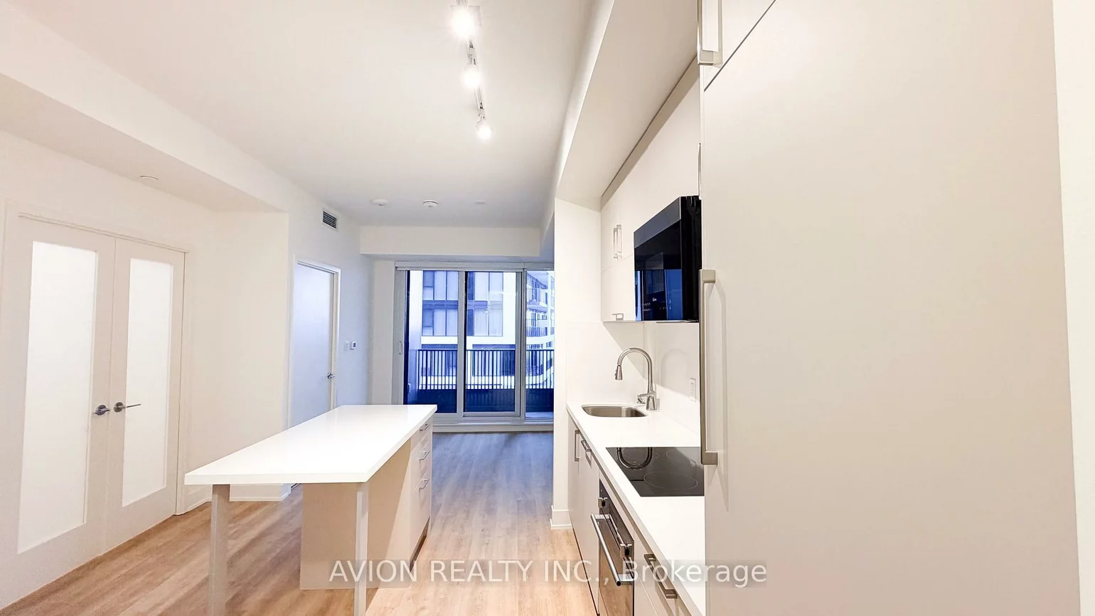 38, Andre De Grasse, Unionville, Markham