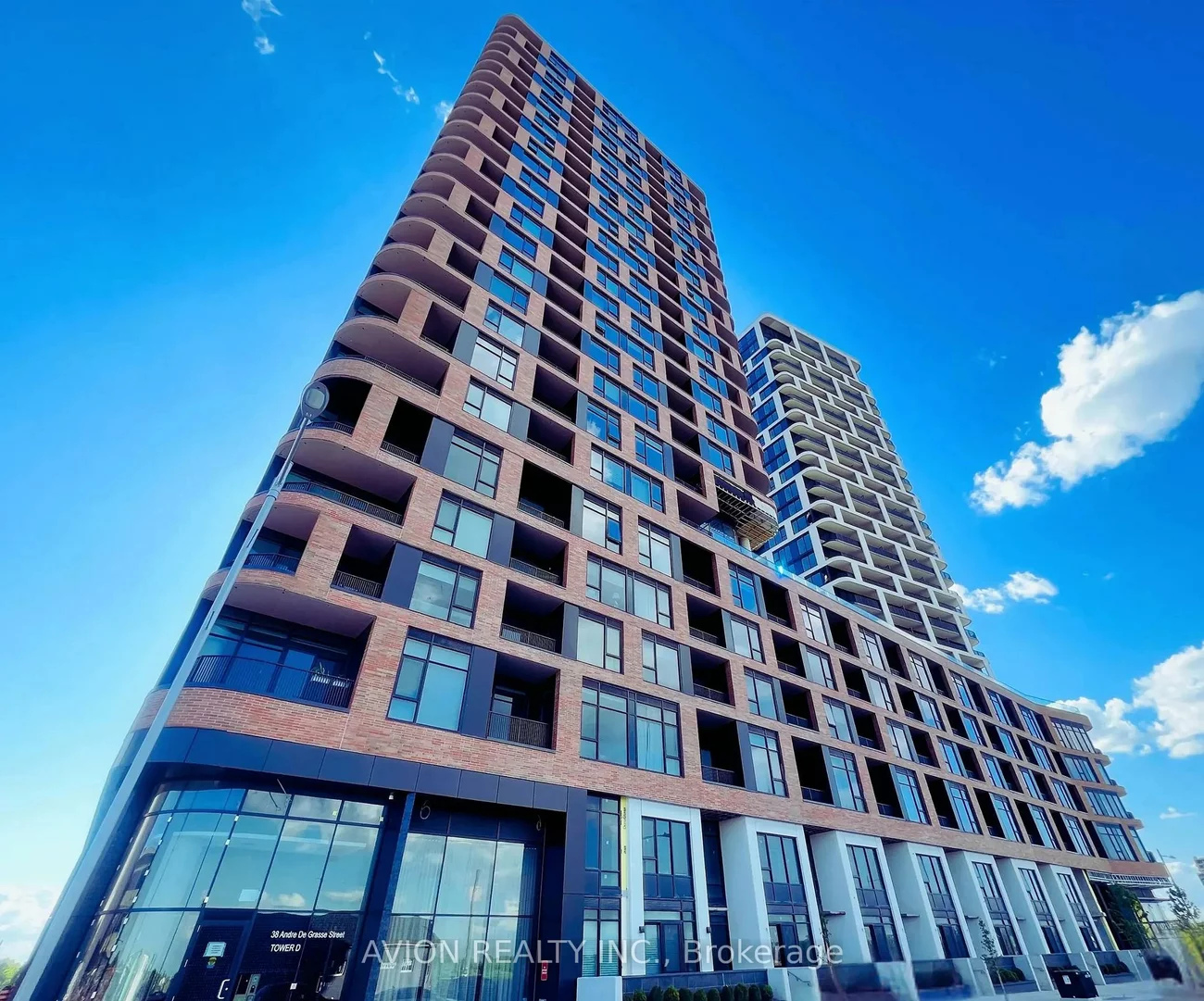 38, Andre De Grasse, Unionville, Markham