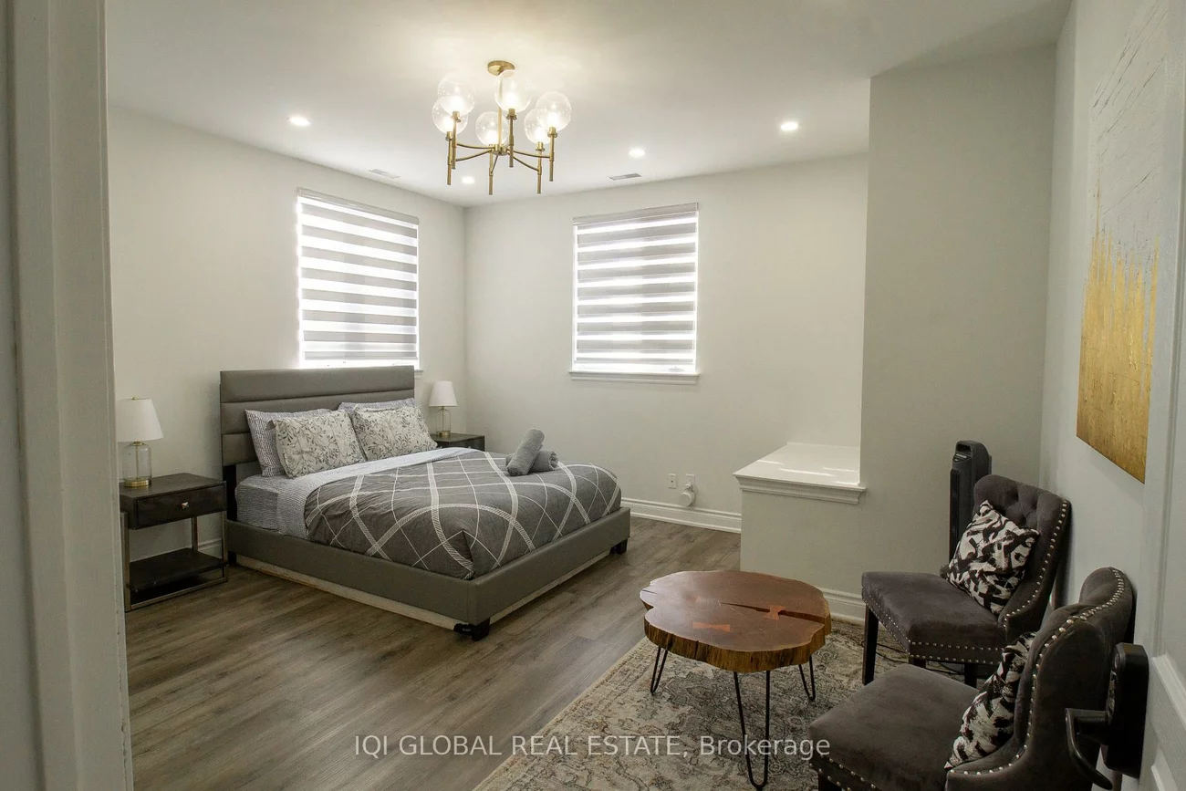 2352, Middlefield, Middlefield, Markham
