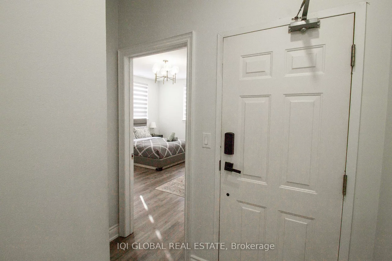 2352, Middlefield, Middlefield, Markham