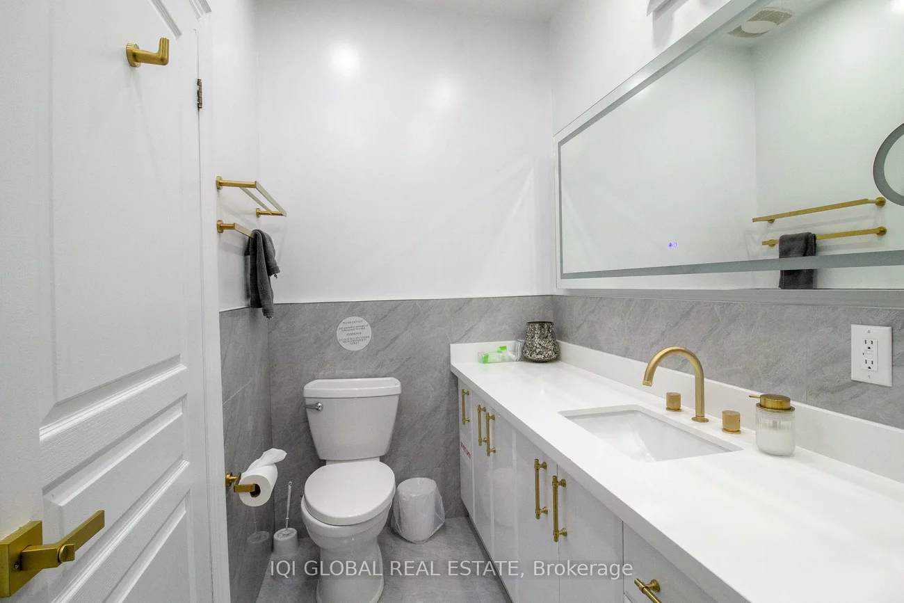 2352, Middlefield, Middlefield, Markham