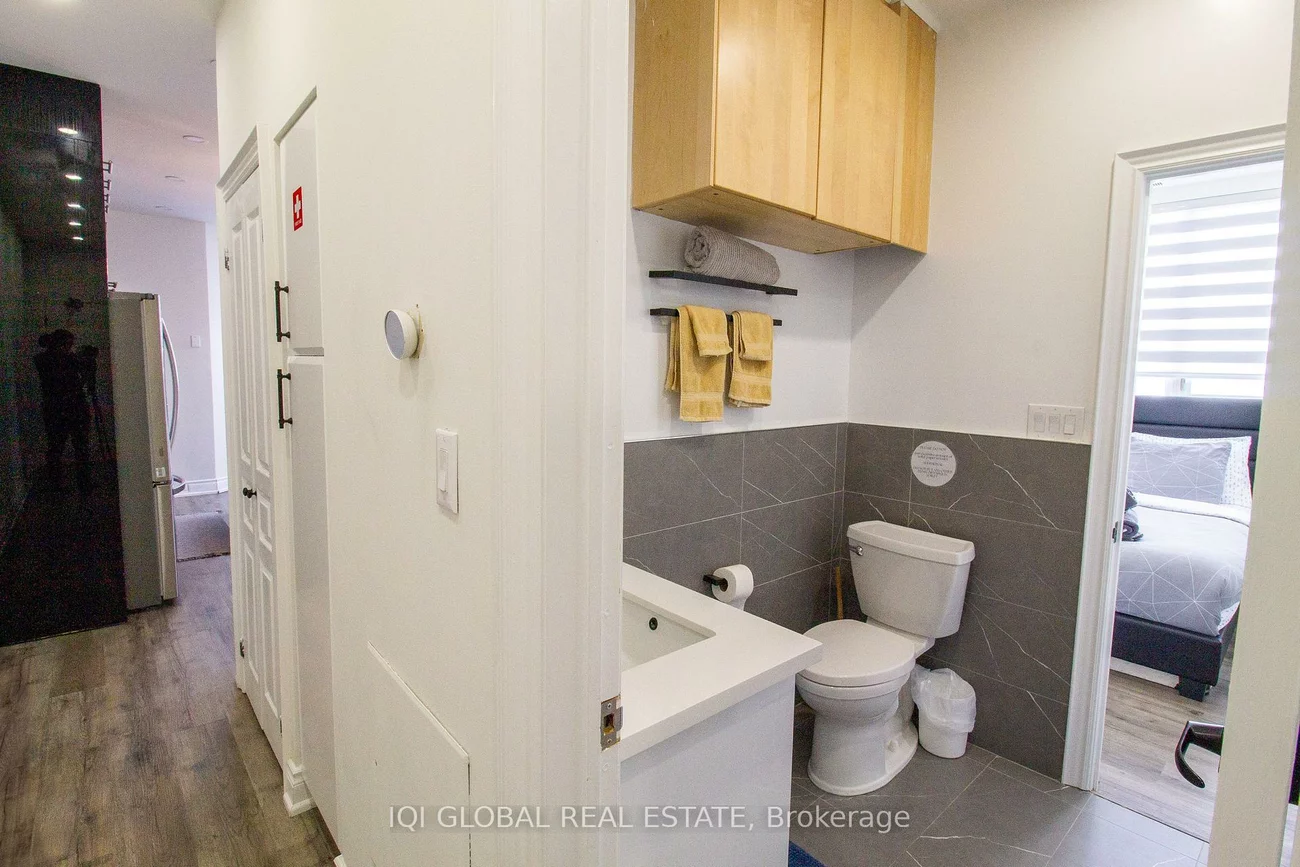 2352, Middlefield, Middlefield, Markham