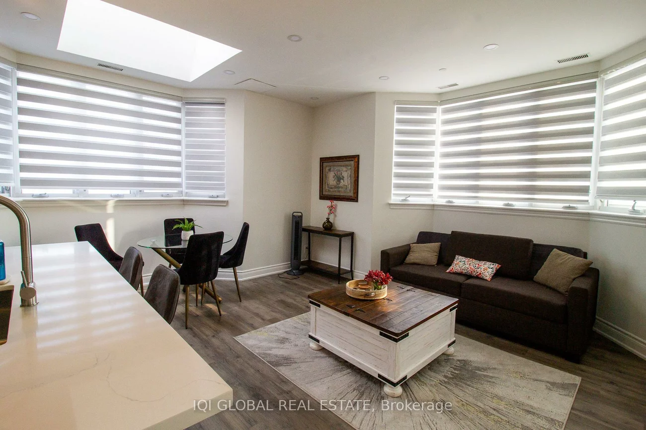 2352, Middlefield, Middlefield, Markham