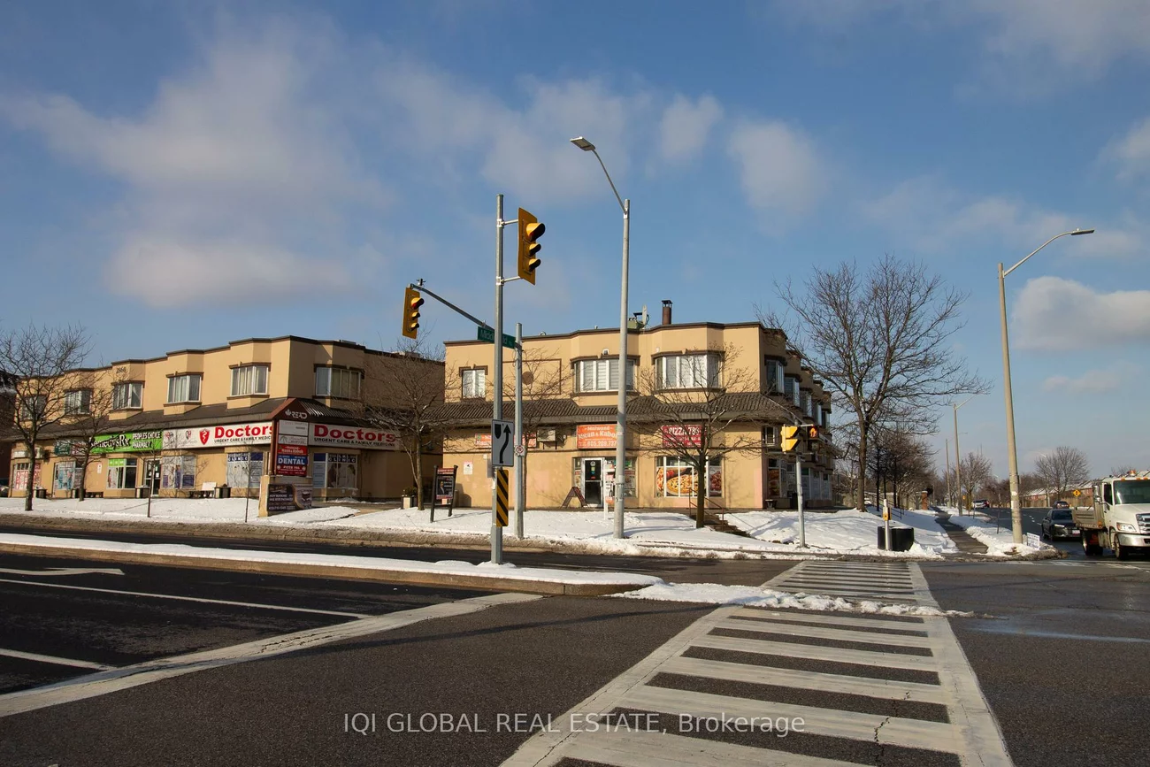 2352, Middlefield, Middlefield, Markham