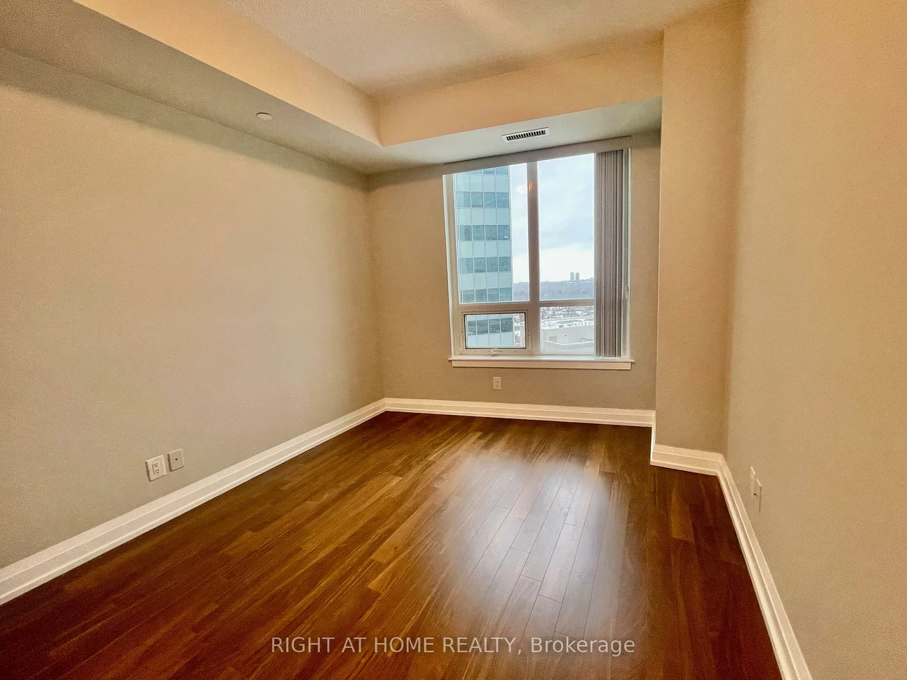 7171, Yonge, Thornhill, Markham