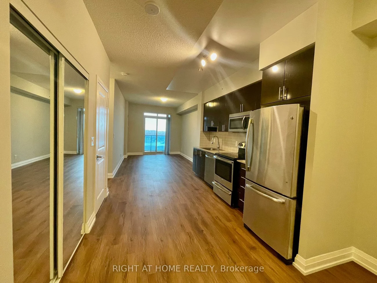 7171, Yonge, Thornhill, Markham