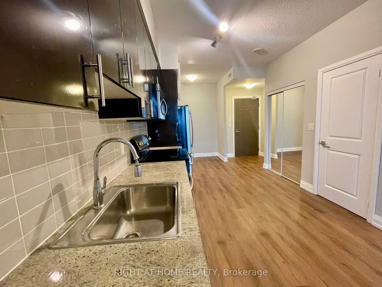 7171, Yonge, Thornhill, Markham