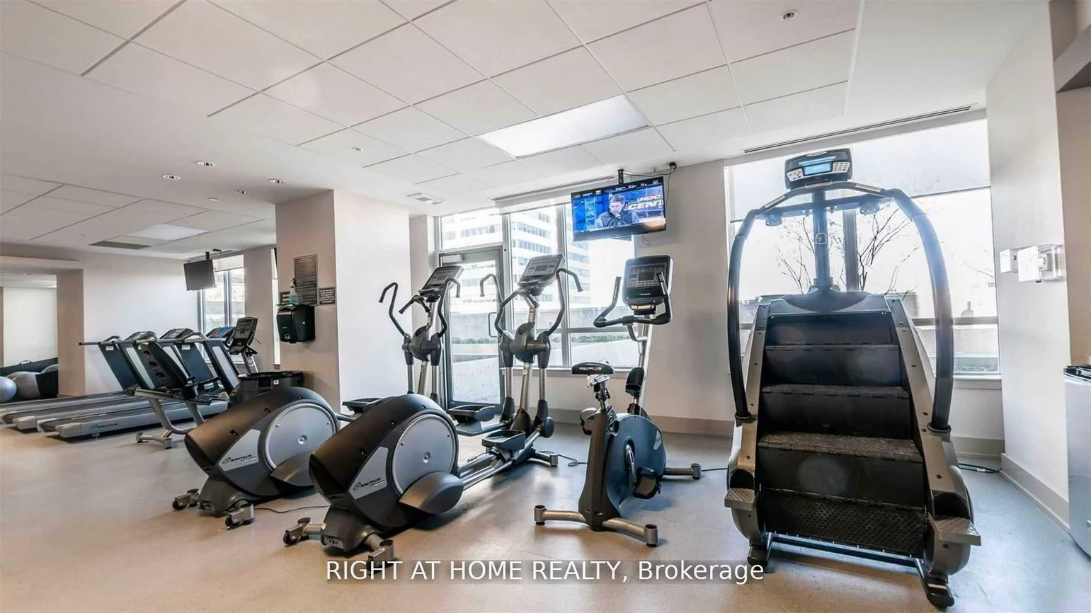 7171, Yonge, Thornhill, Markham