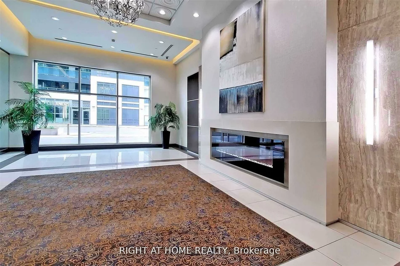 7171, Yonge, Thornhill, Markham