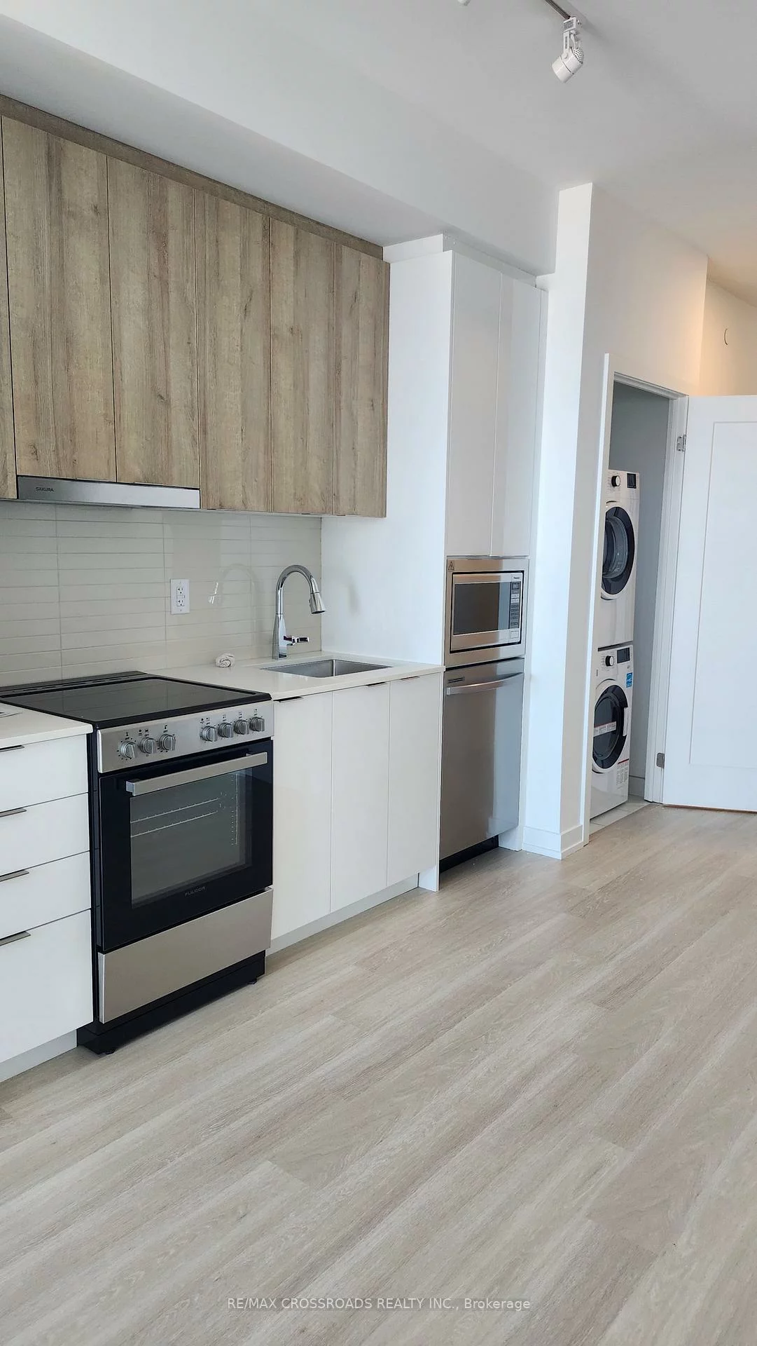 9750, Markham, Greensborough, Markham