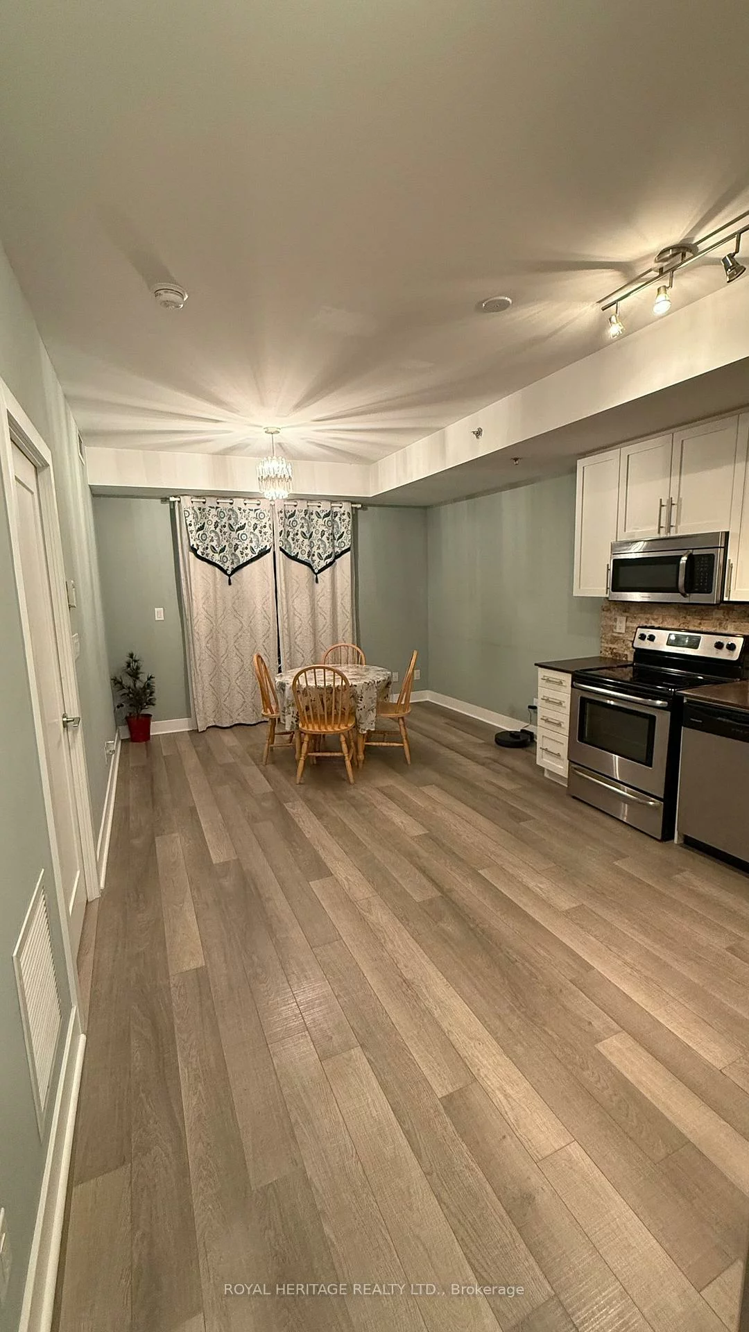 28, Prince Regent, Cathedraltown, Markham