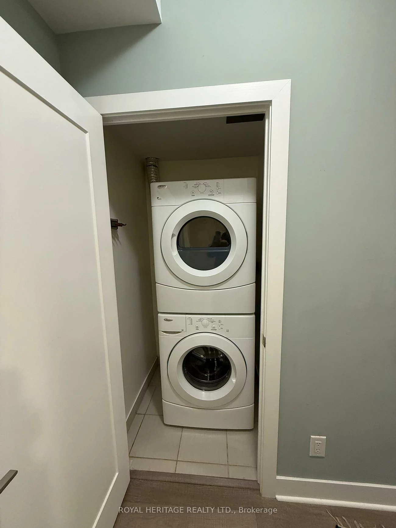 28, Prince Regent, Cathedraltown, Markham