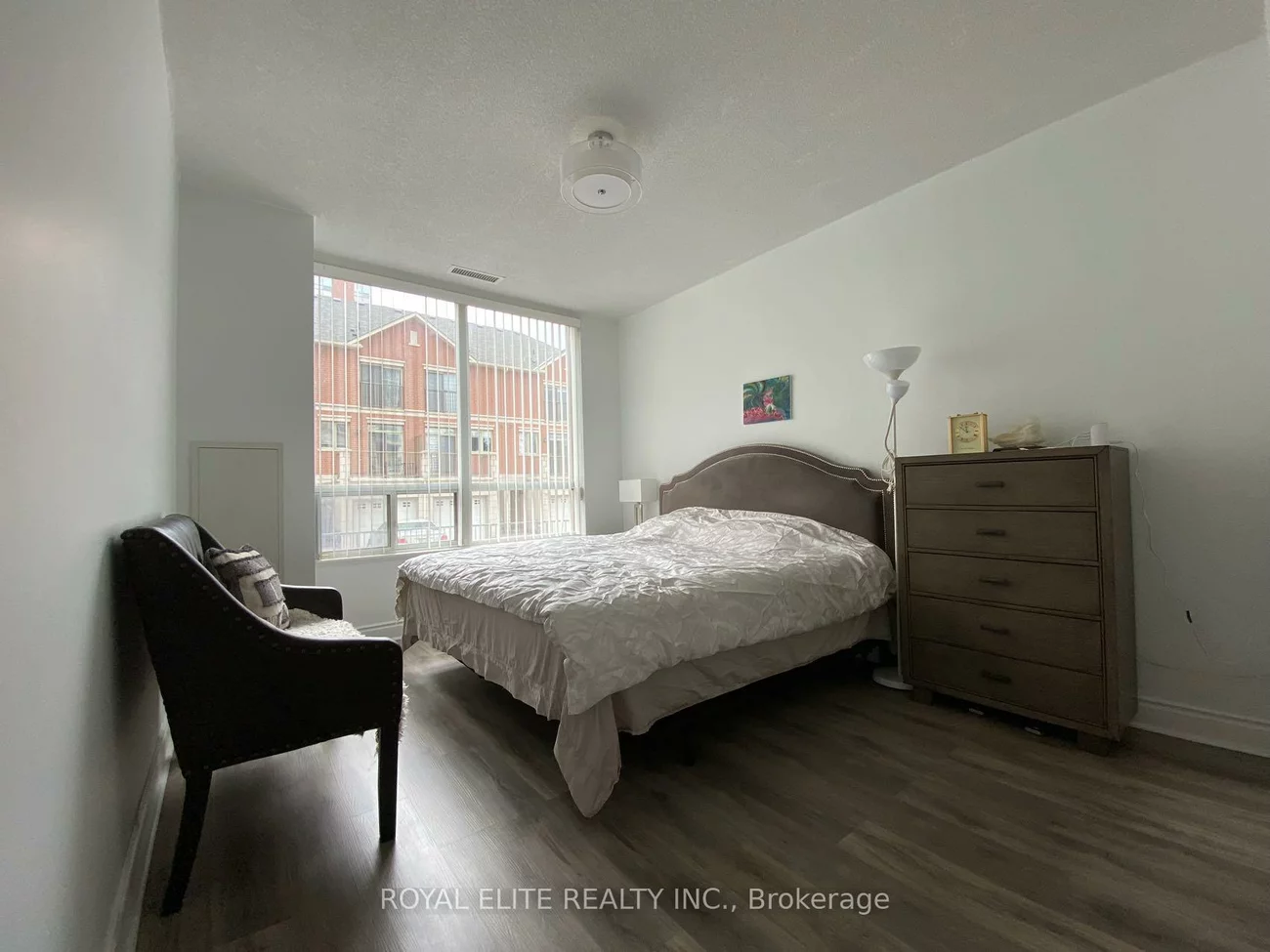 39, Galleria, Commerce Valley, Markham