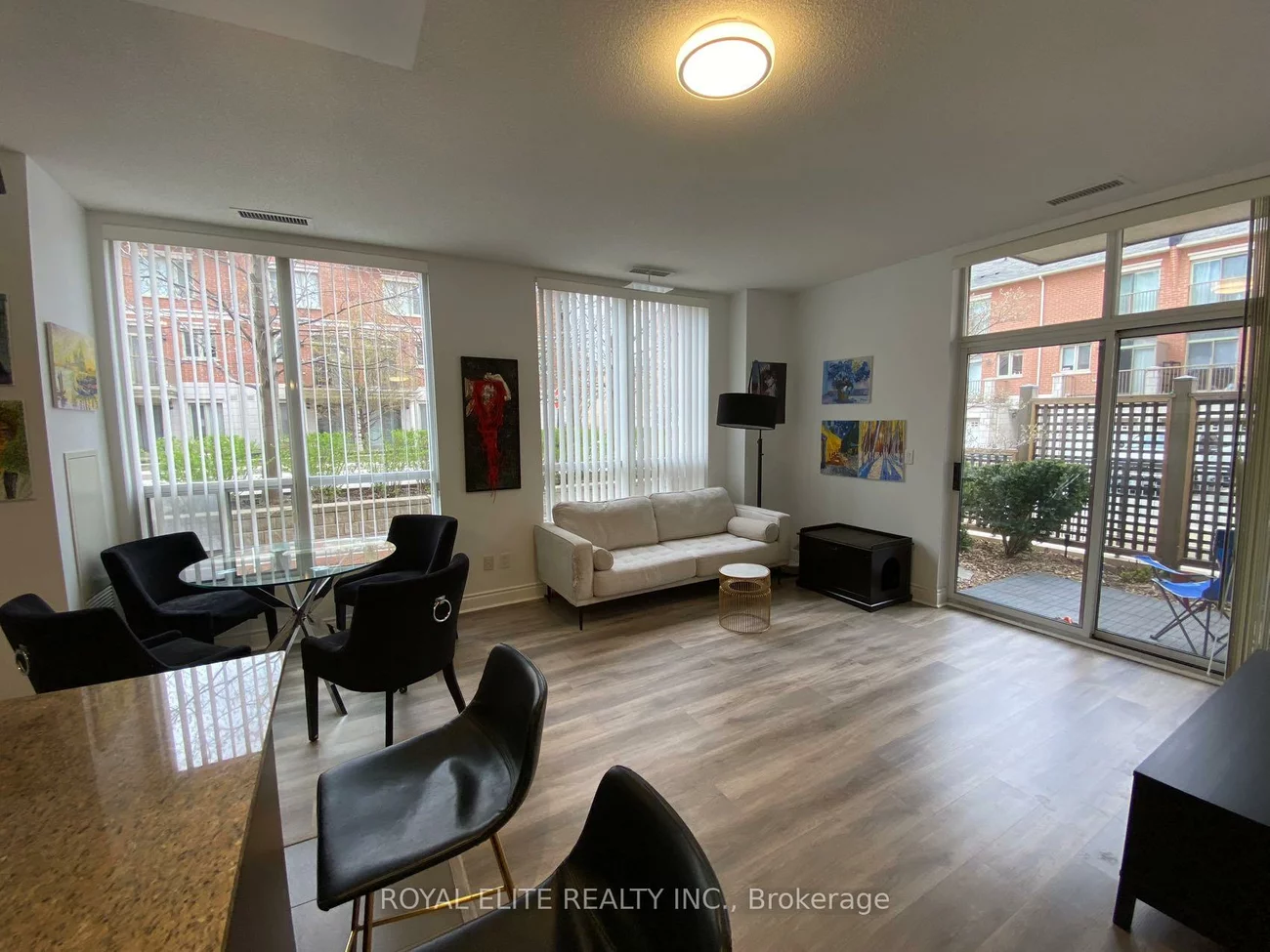 39, Galleria, Commerce Valley, Markham