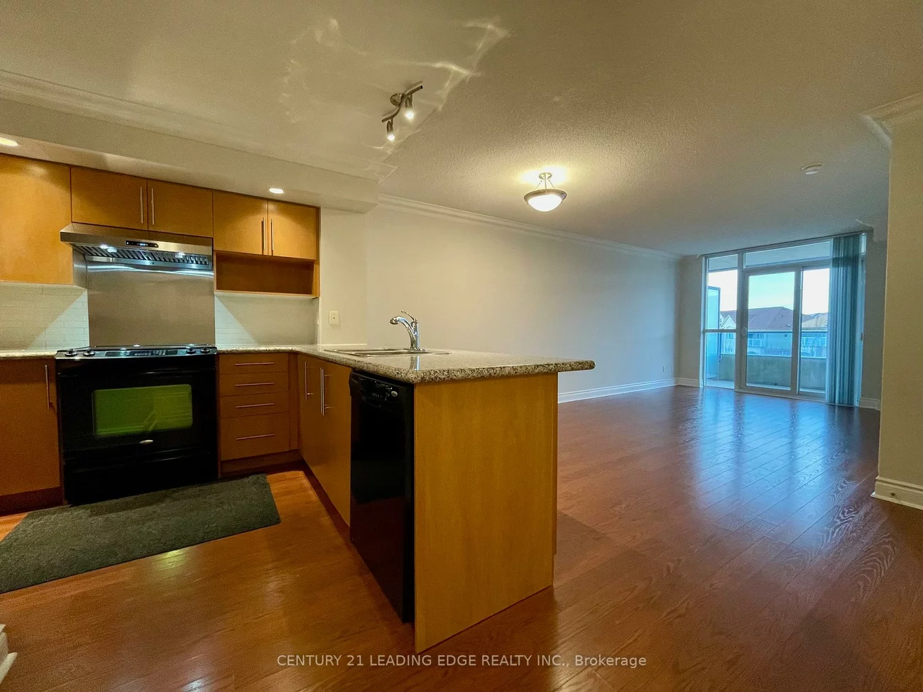 23, Cox, Unionville, Markham